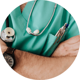 Doctor cu stetoscop