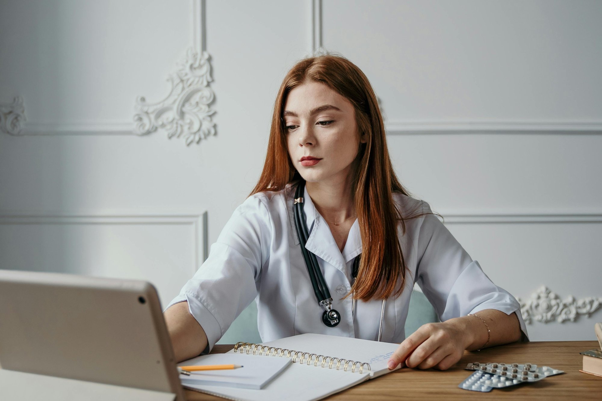 peste 25 de specialitati medicale