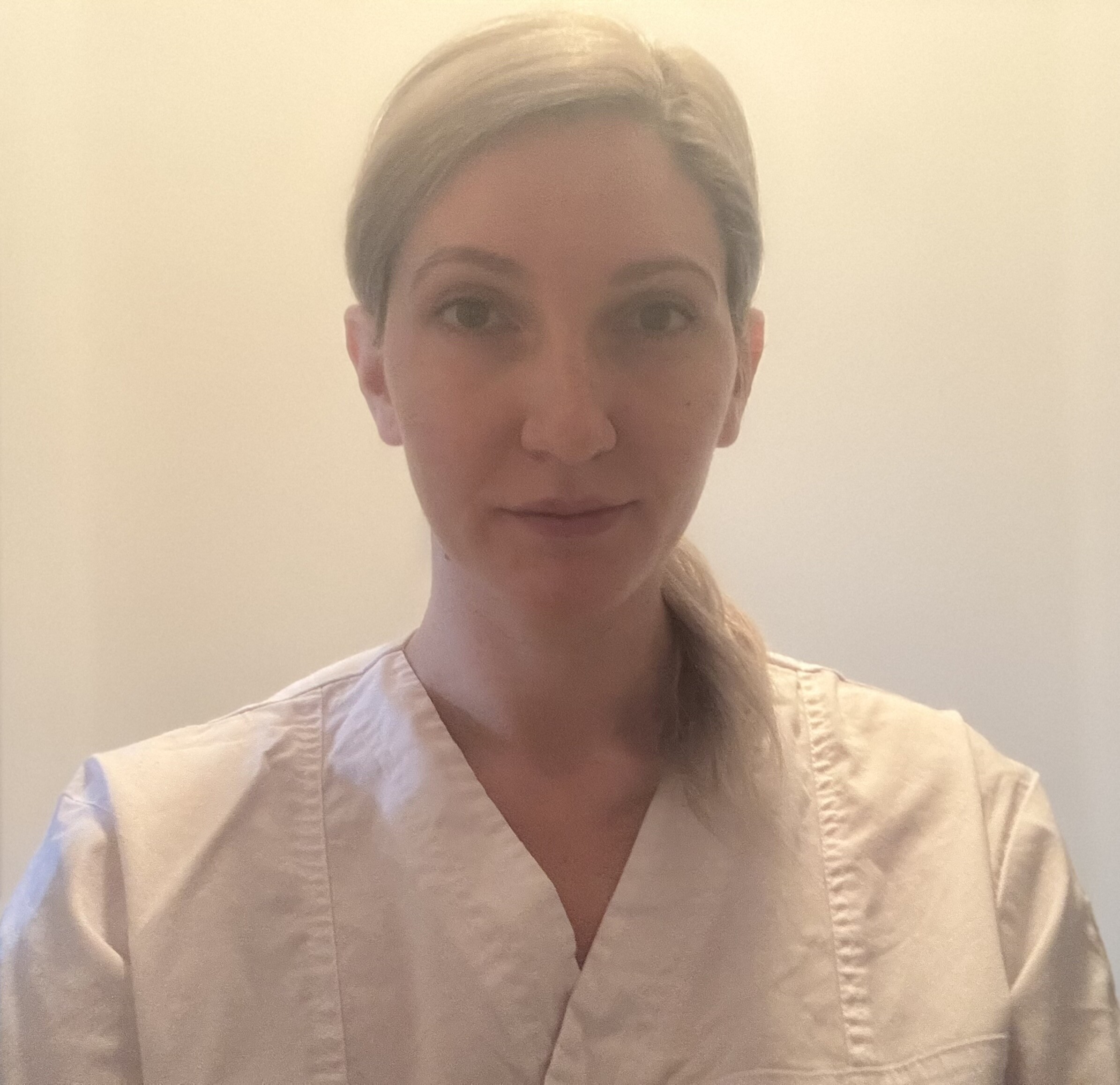 Dr.  Ionascu Raluca