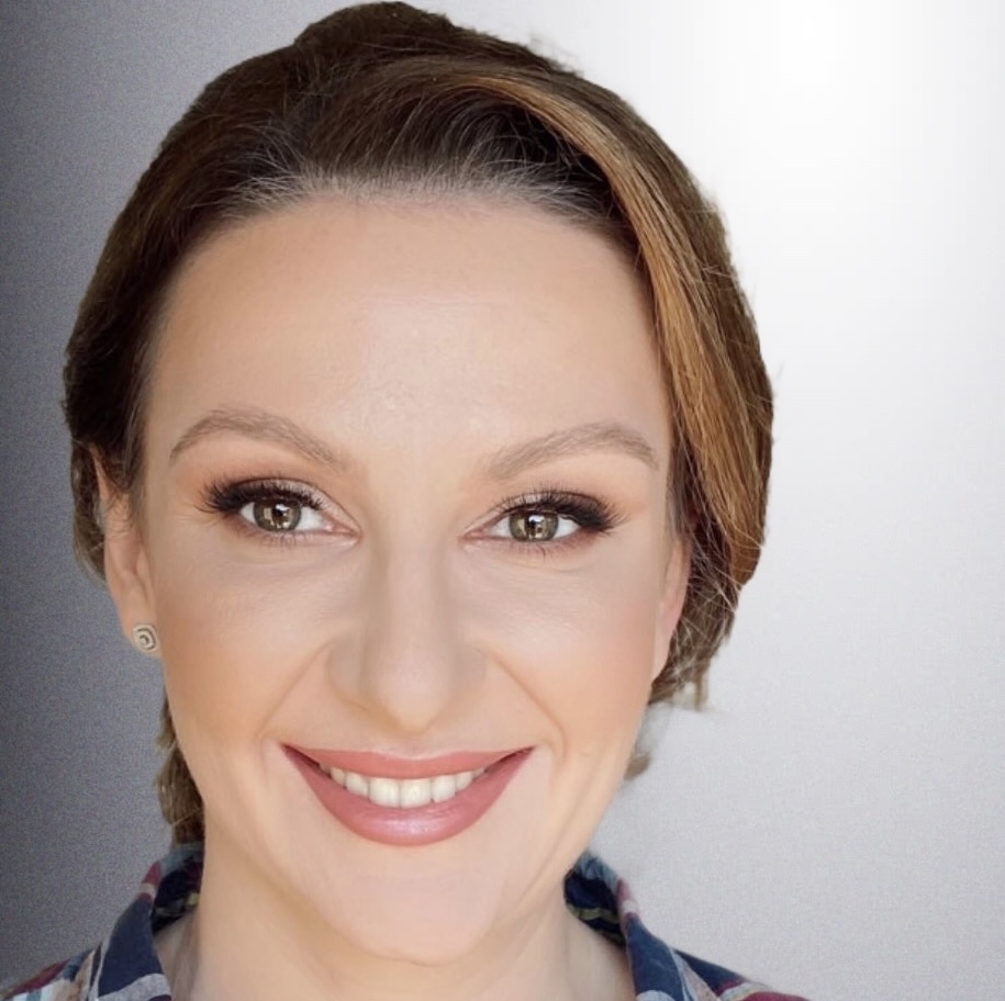 Poza Dr. Carp Iulia-2